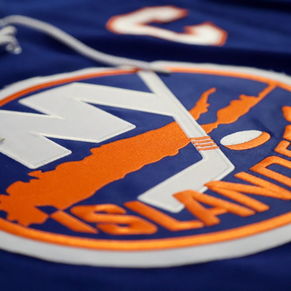 READ John Tavares New York Islanders Home Reebok NHL Hockey Jersey - Size M - Picture 3 of 7